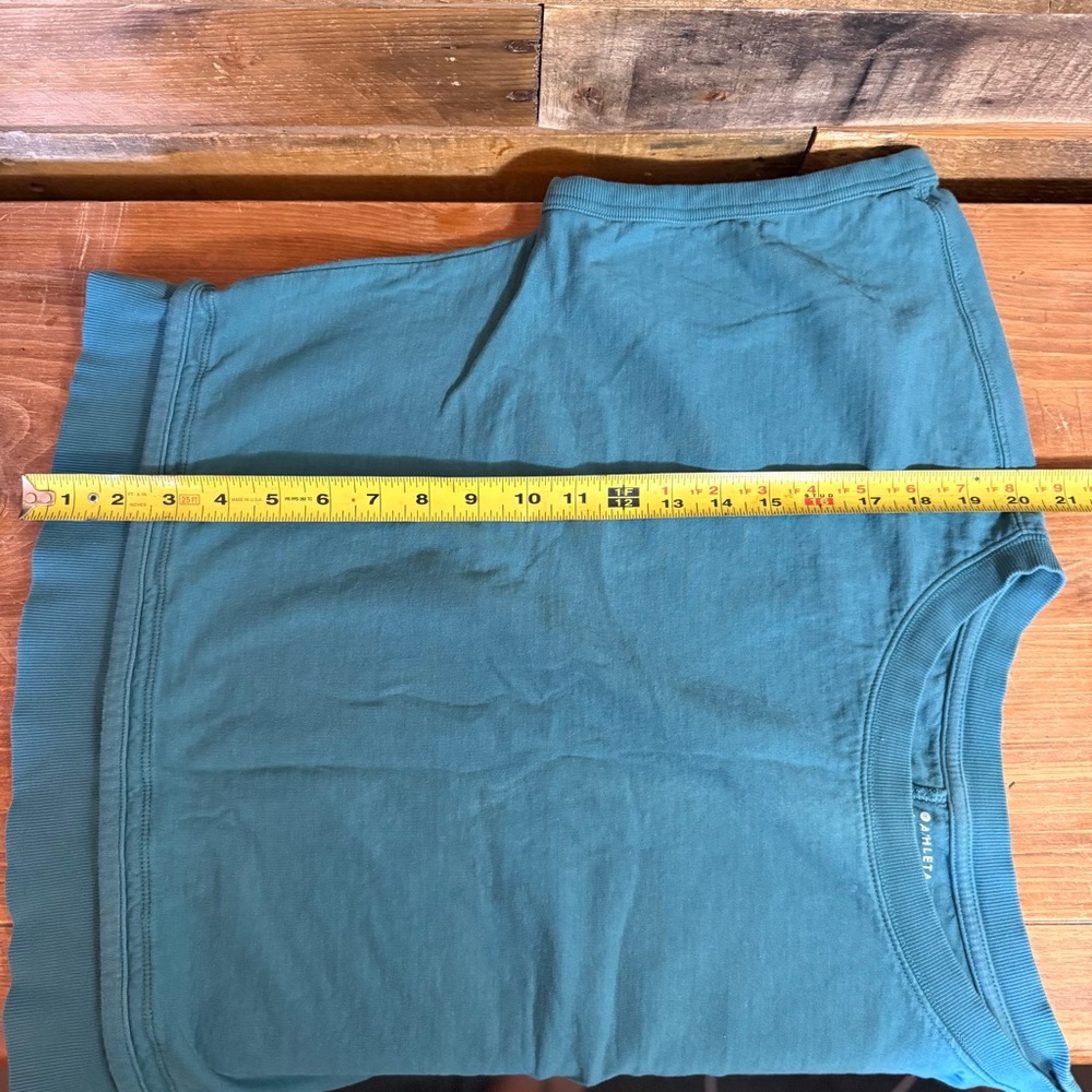 Athleta Summer 2022 Blue Teal Pullover Short Sleeve Size S 798665-01 *SEE FLAW - Picture 6 of 8